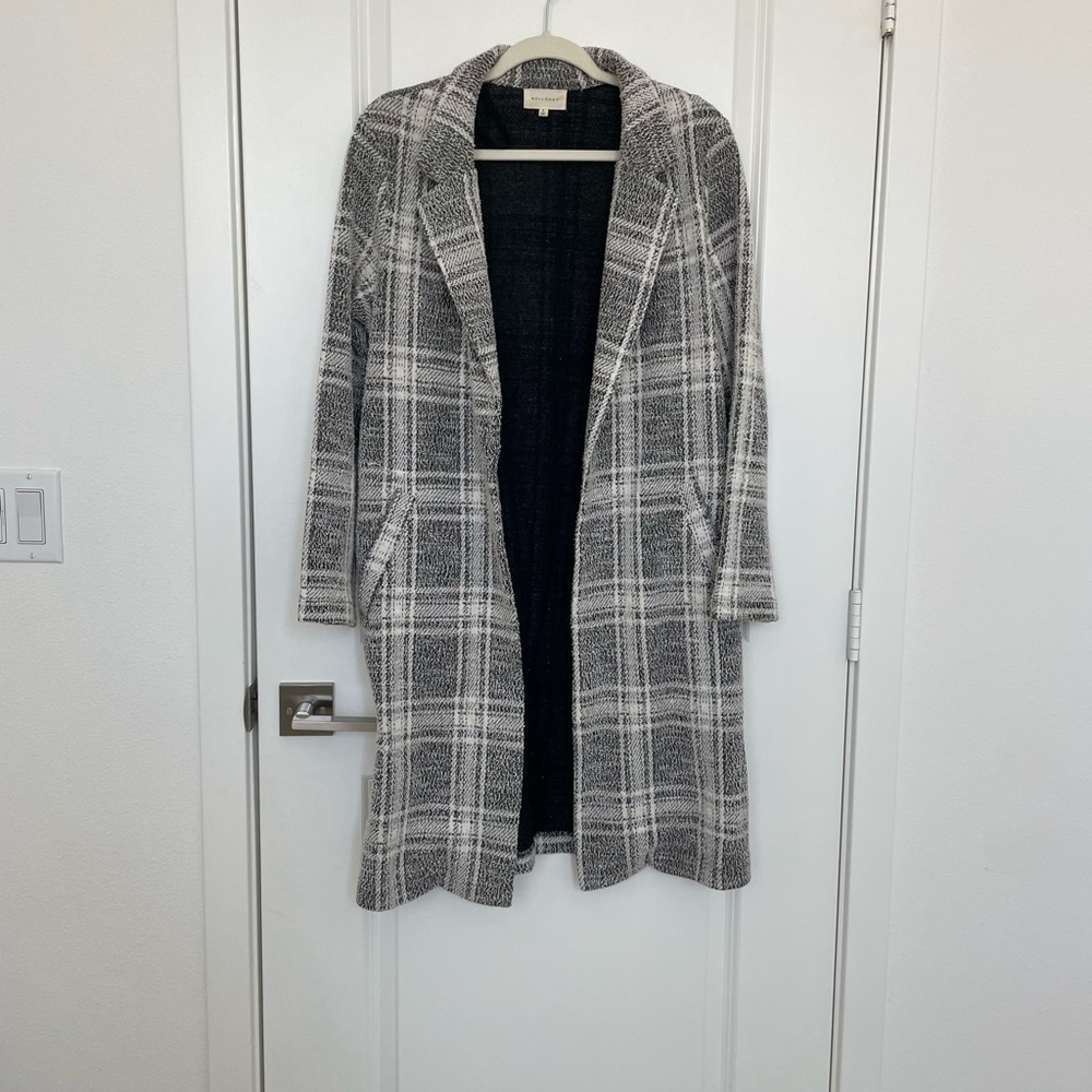 Melloday Size Small White and Gray Plaid Knee Length Cardigan/coat